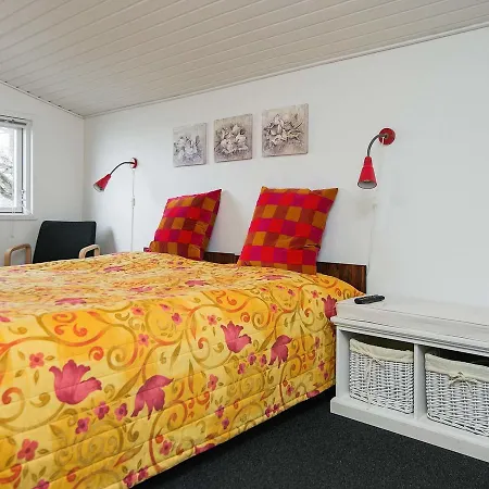 Holiday Xliii Semesterbostad